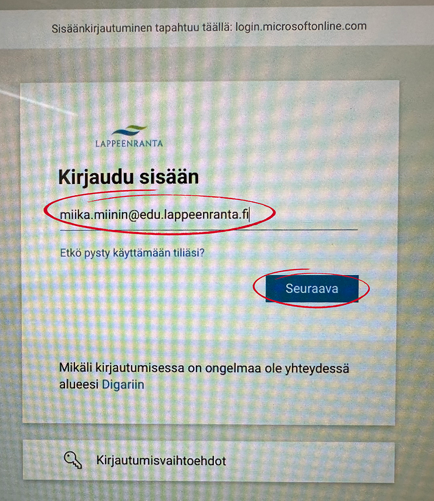 Kirjoita sähköpostiosoitteesi